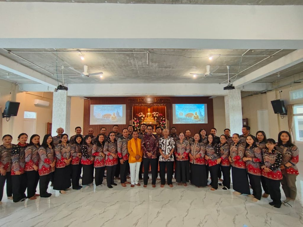 Pembimas Buddha Jawa Tengah Hadiri Rapat Koordinasi dan Pelantikan Pengurus Pokjaluh di Pati